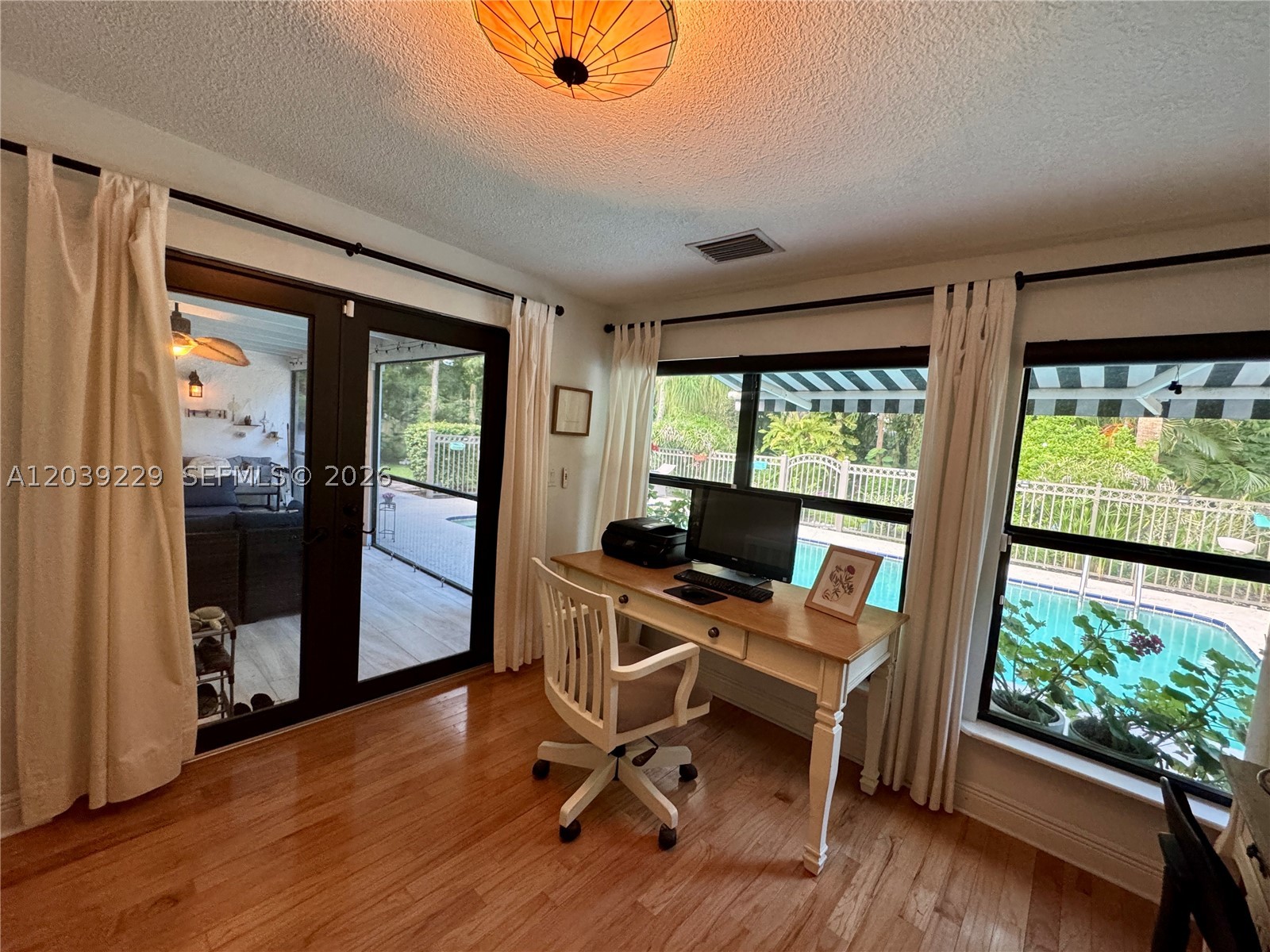 PINES OF WELLINGTON - Residential