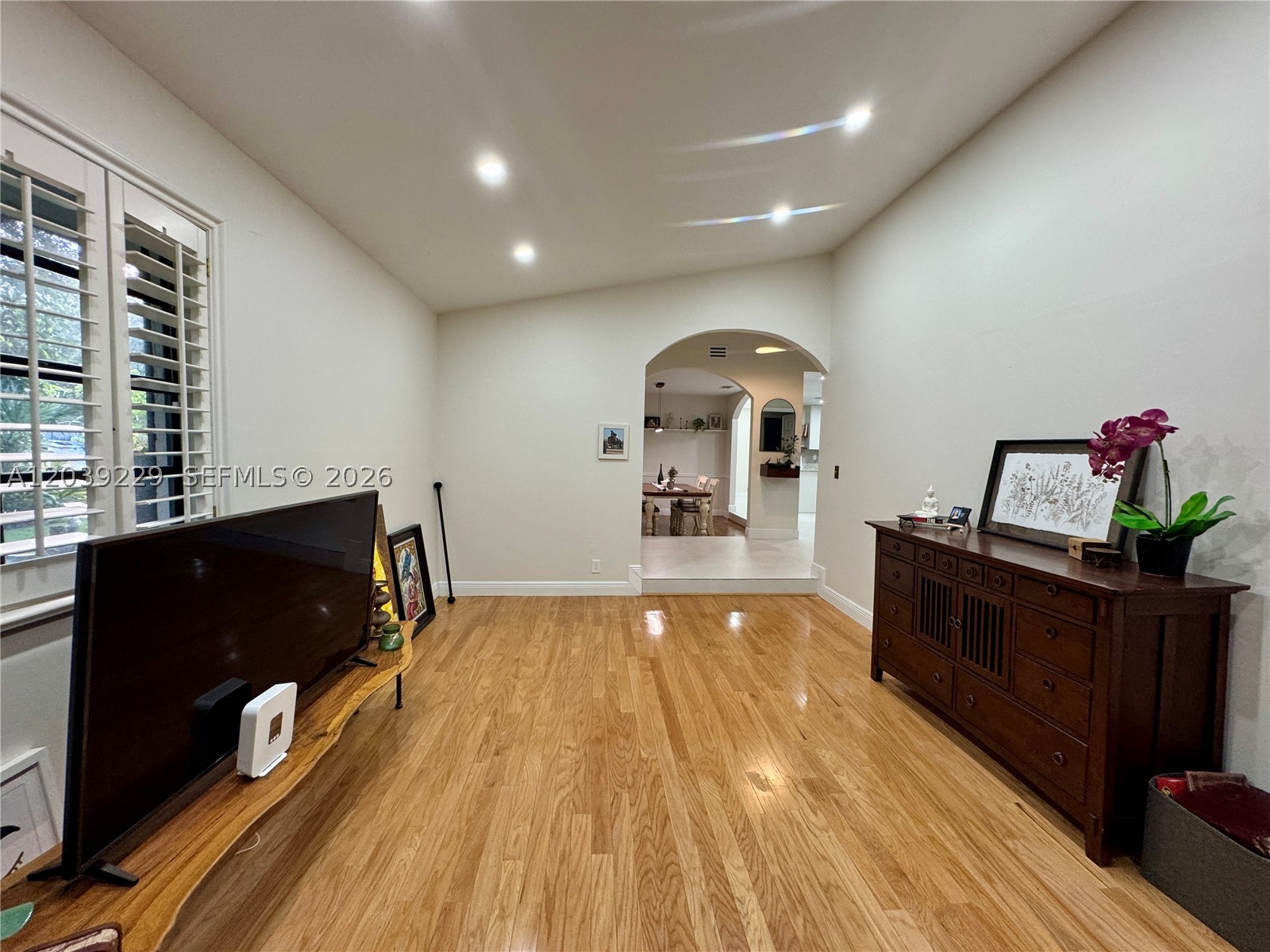 PINES OF WELLINGTON - Residential