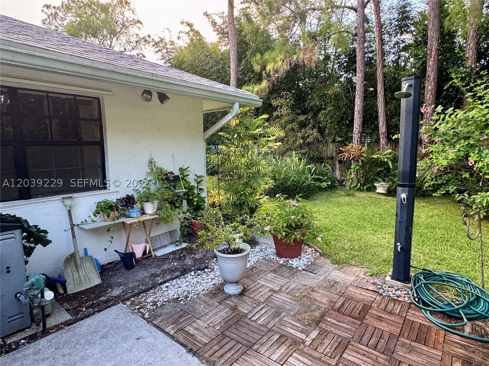 PINES OF WELLINGTON - Residential