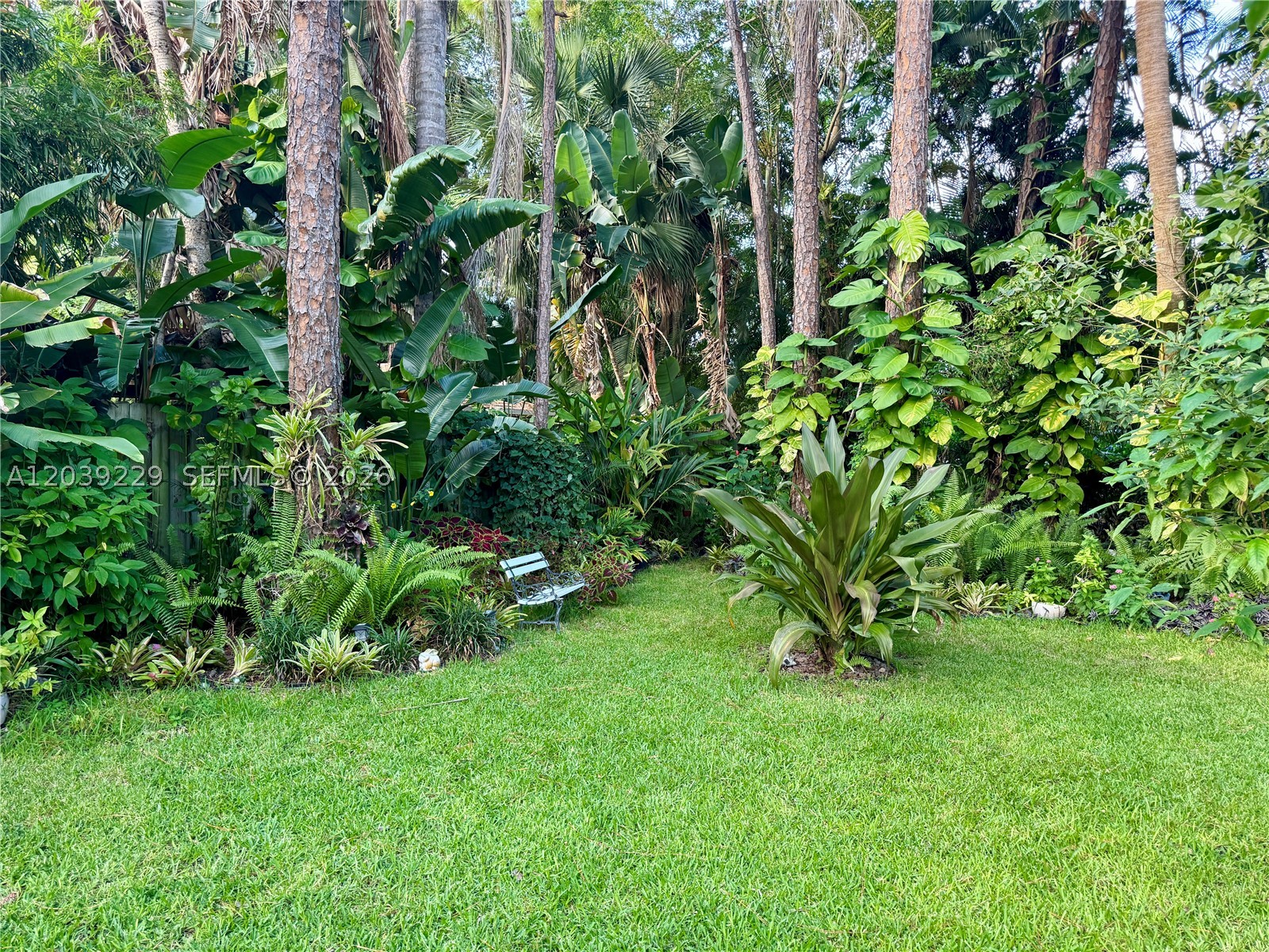 PINES OF WELLINGTON - Residential