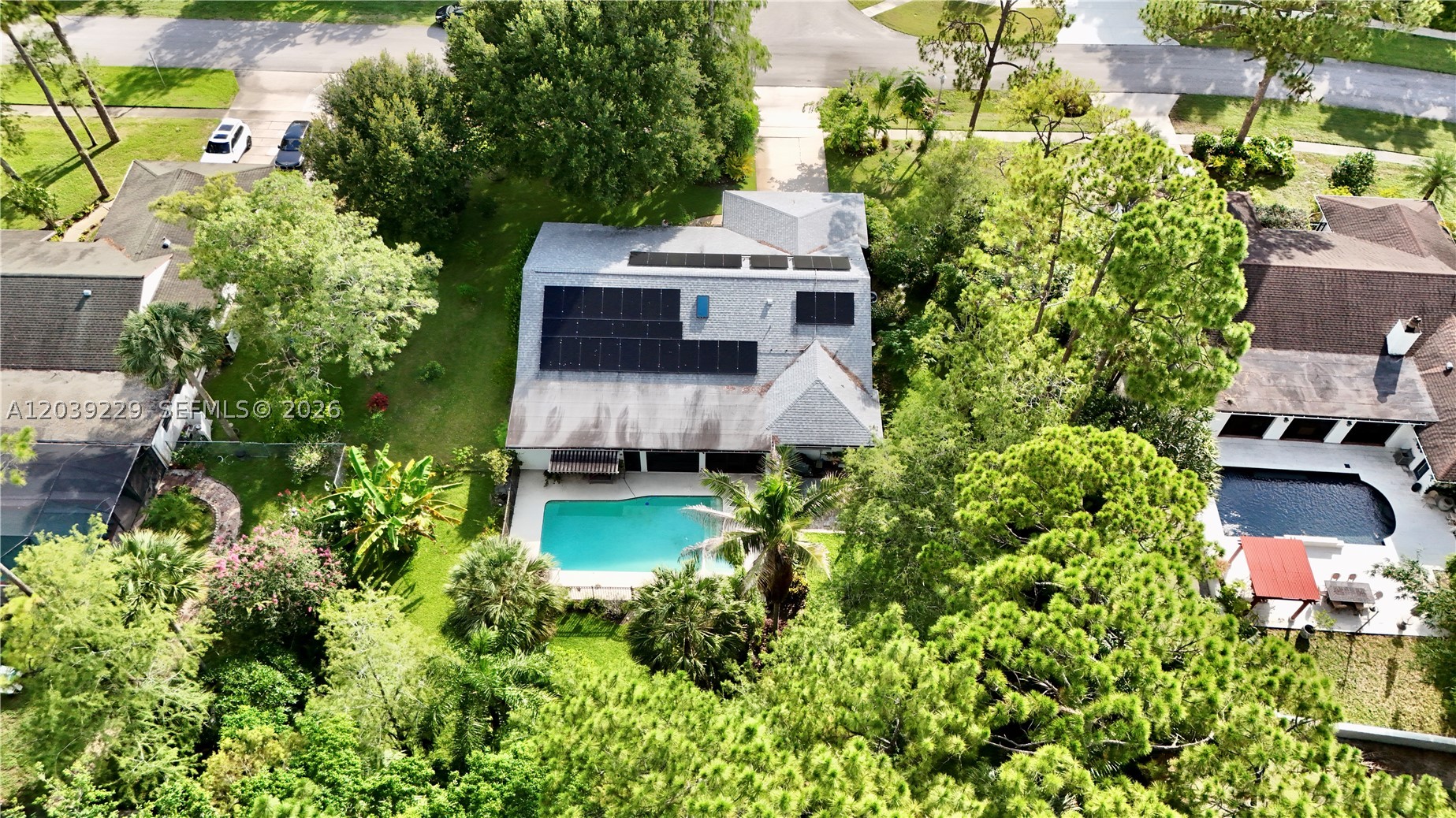 PINES OF WELLINGTON - Residential