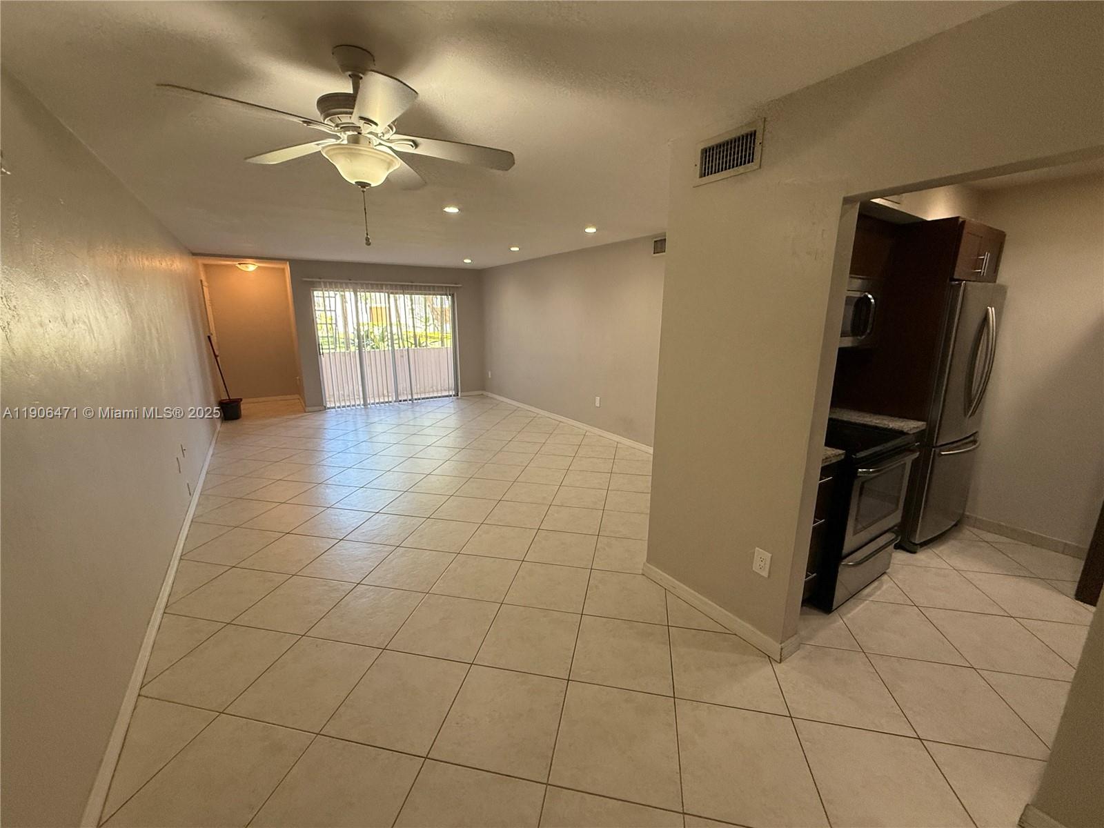 KINGSTON SQUARE CONDO - Residential Lease