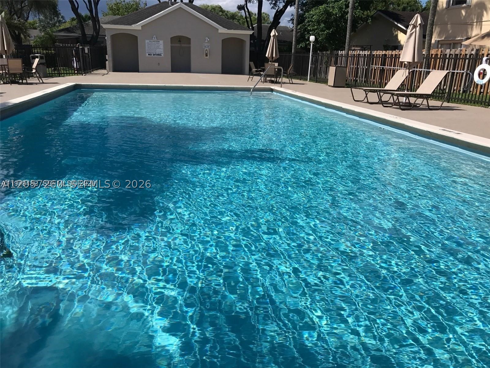 PATIO HOMES OF DORAL PINE - Residential