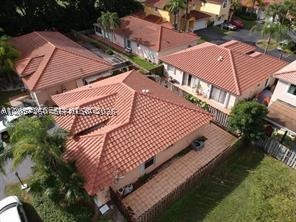 PATIO HOMES OF DORAL PINE - Residential