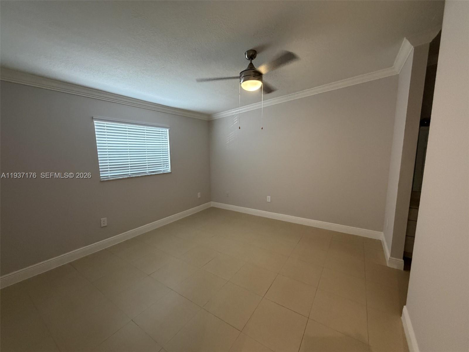 LAMBIANCE TOWNHOMES KENDA - Residential