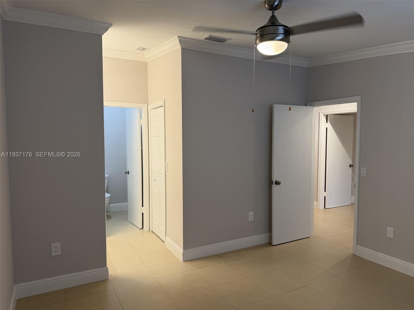 LAMBIANCE TOWNHOMES KENDA - Residential