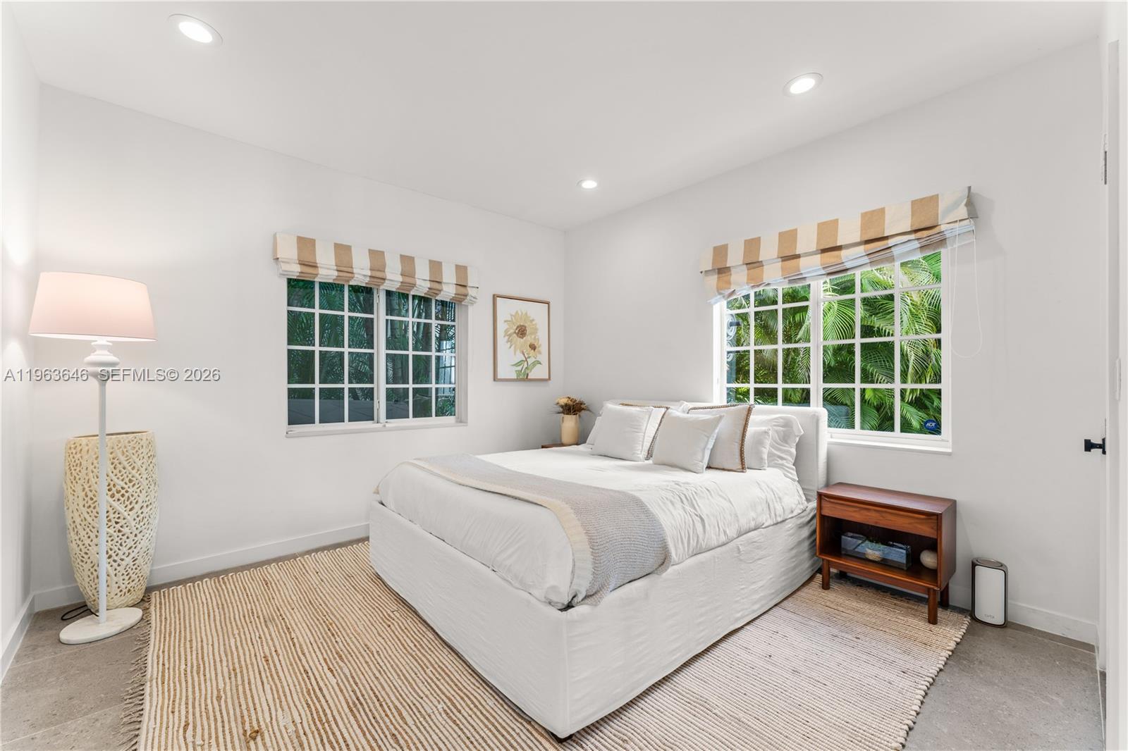 CORAL GABLES RIVIERA SEC - Residential