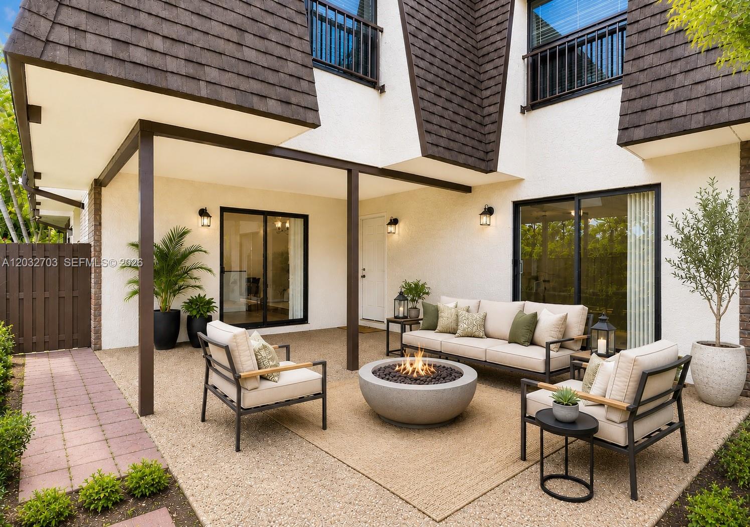 PARKSIDE - Residential