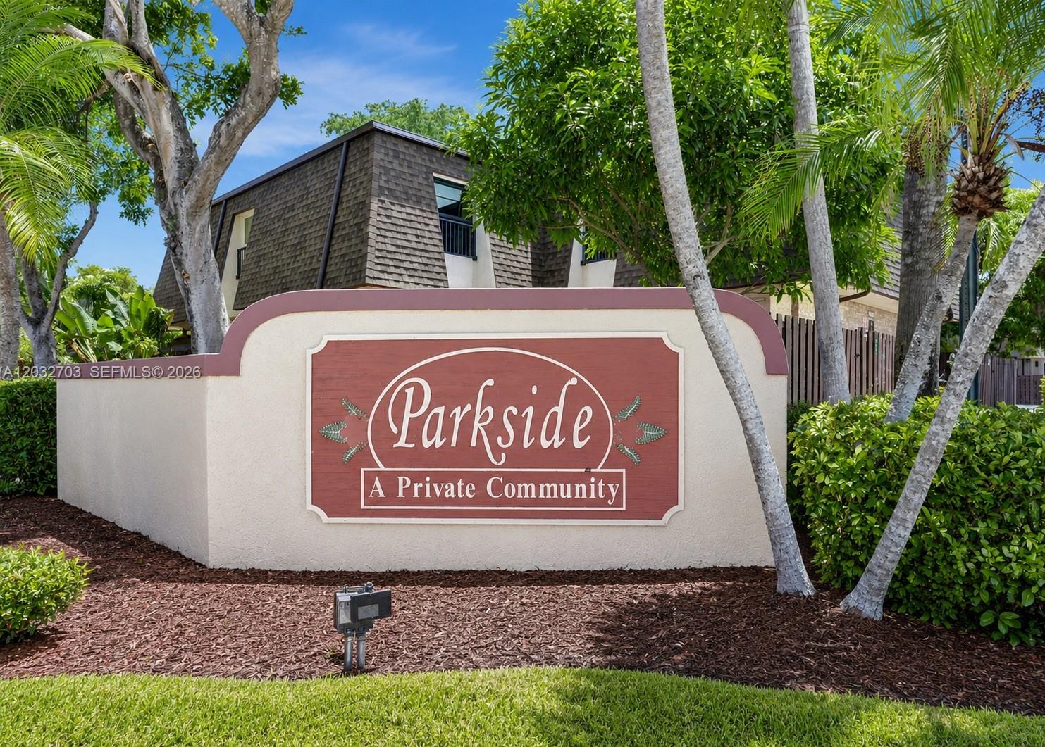 PARKSIDE - Residential