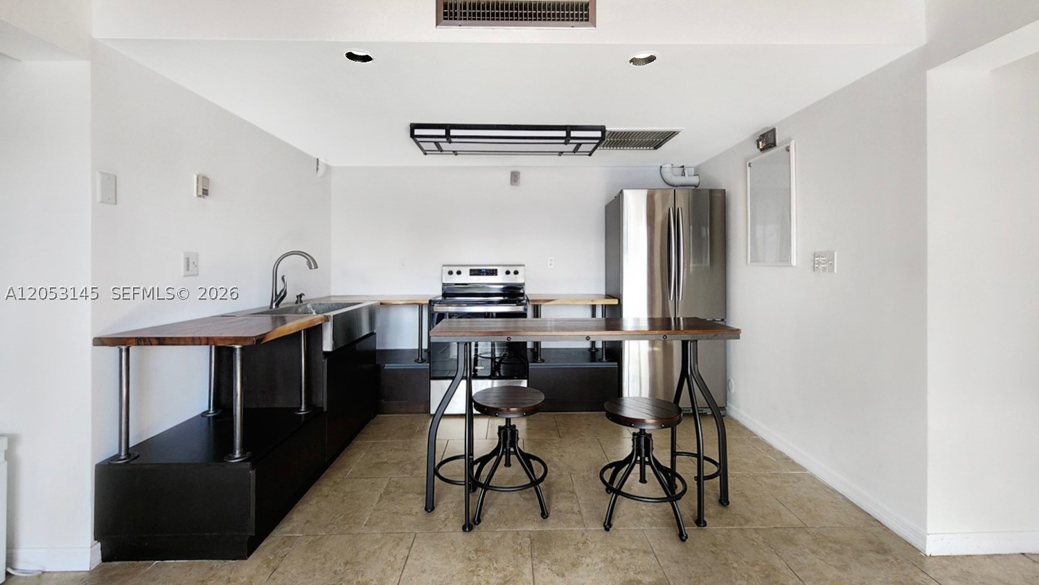 MIAMI LAKES WINDMILL GATE - Residential