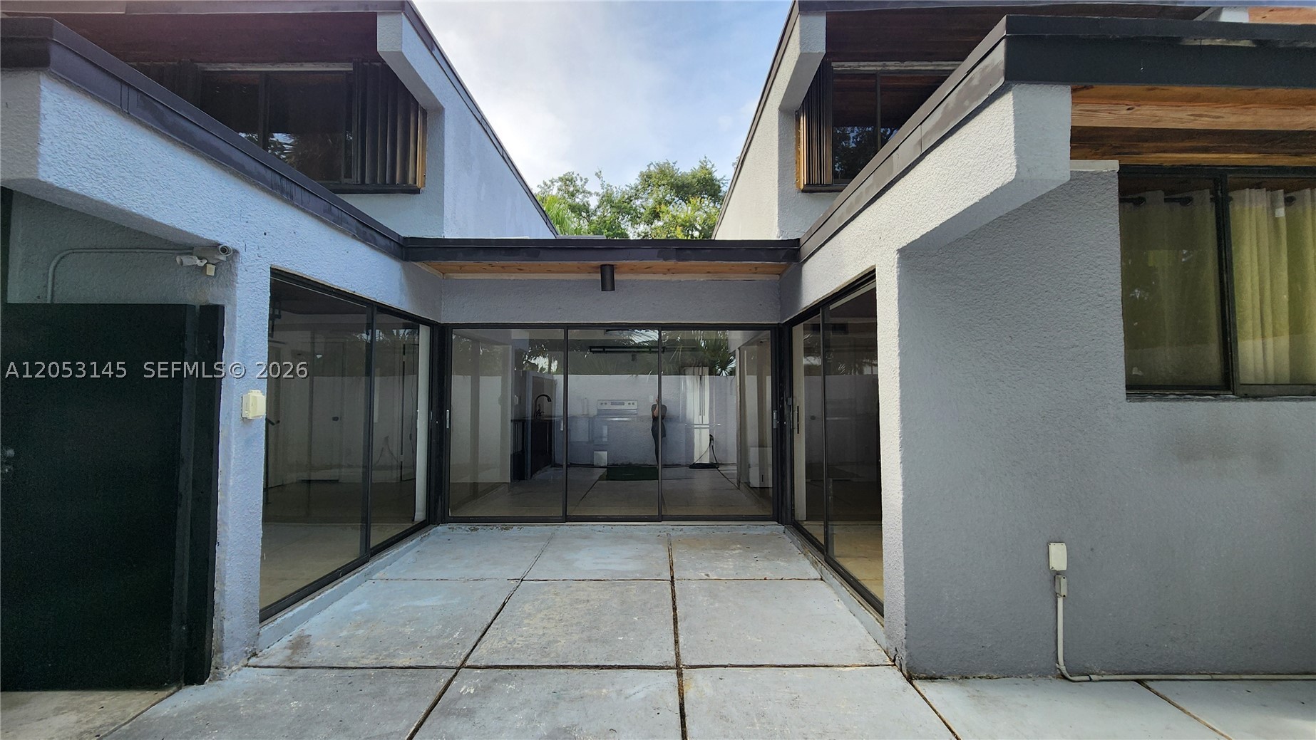 MIAMI LAKES WINDMILL GATE - Residential
