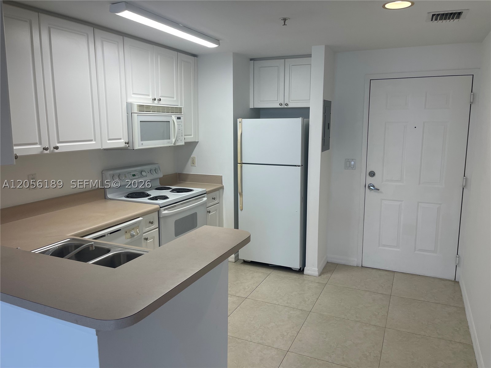 STRAND CONDO - Residential Lease