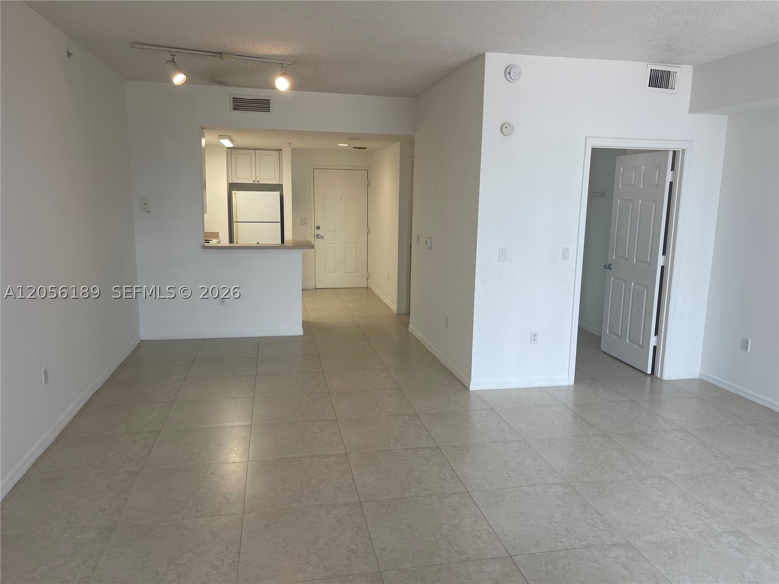 STRAND CONDO - Residential Lease