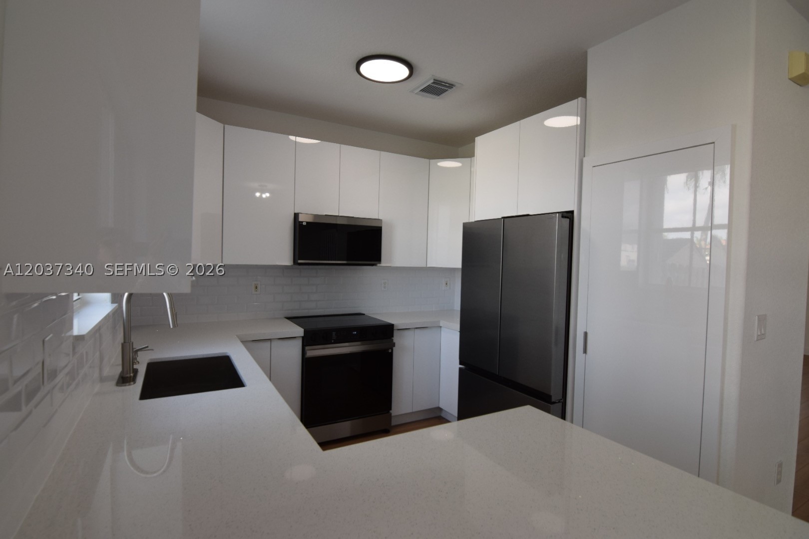 Islands at Doral - Residential Lease