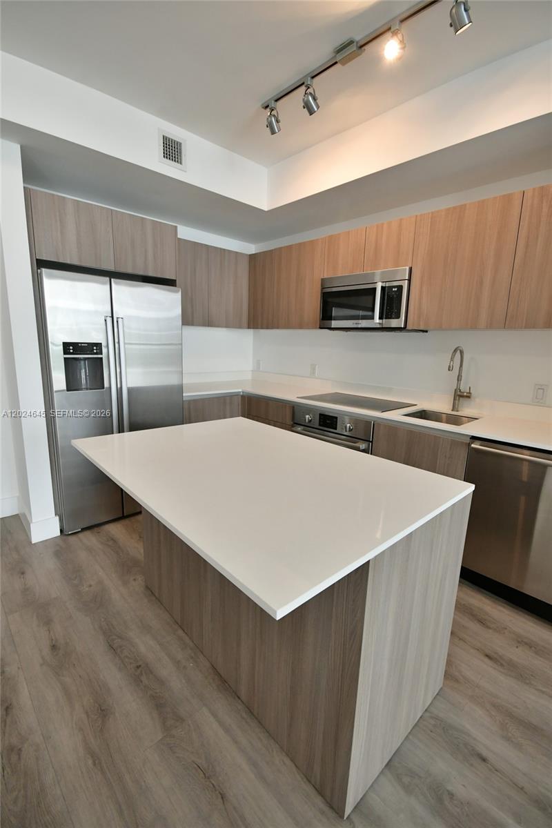 CASSA BRICKELL CONDO - Residential Lease