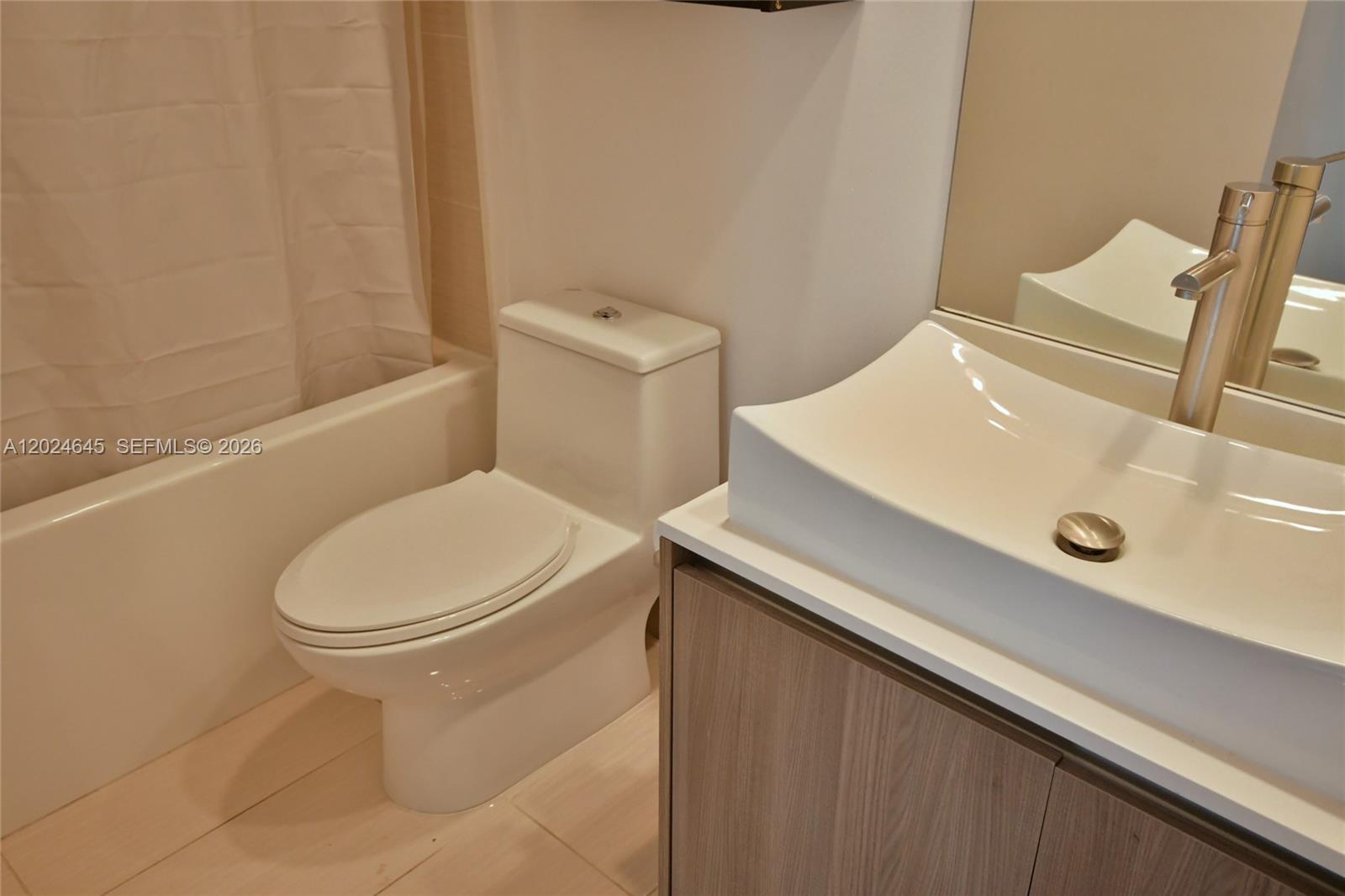 CASSA BRICKELL CONDO - Residential Lease