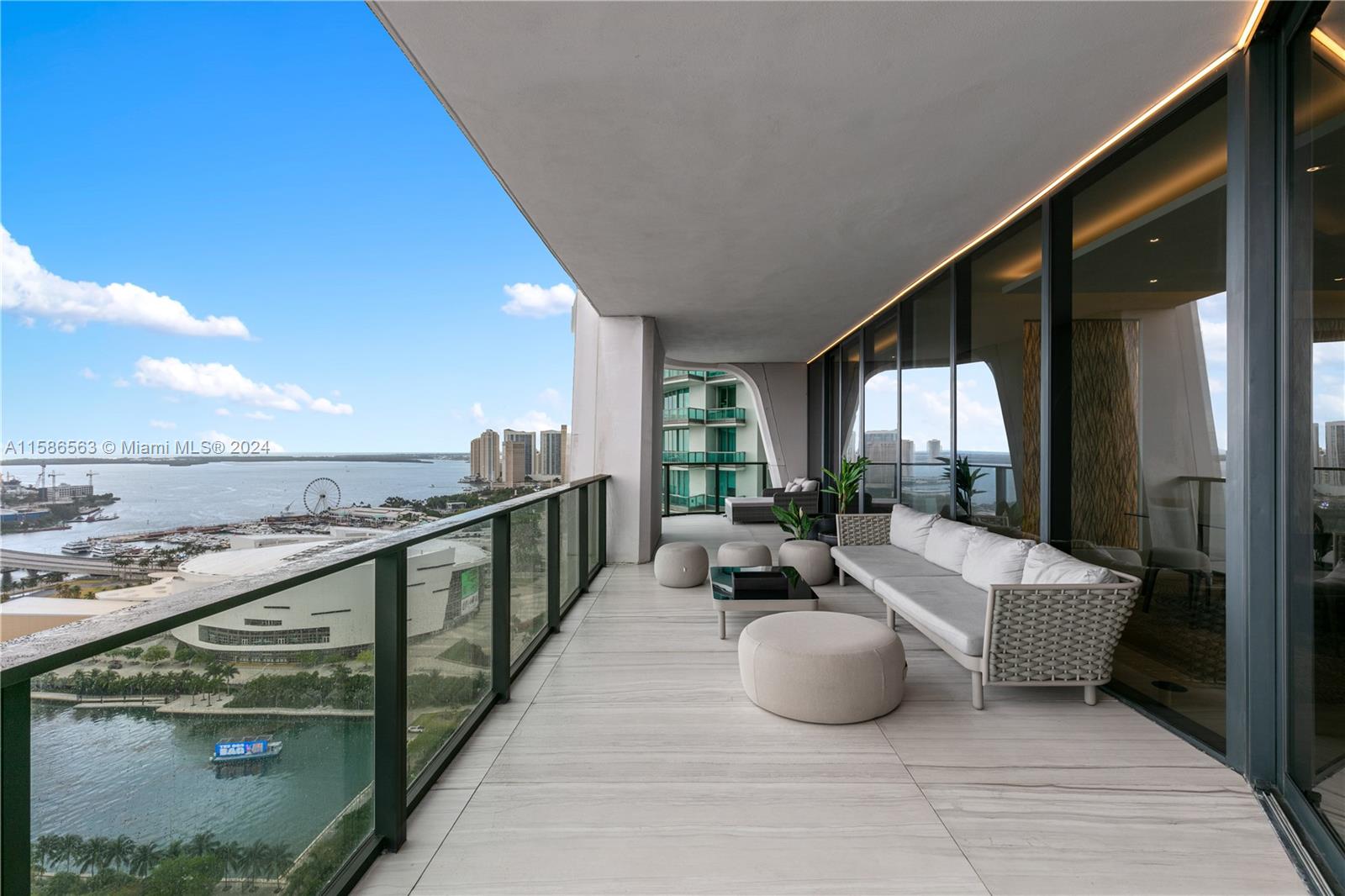 ONE THOUSAND MUSEUM CONDO - Residential