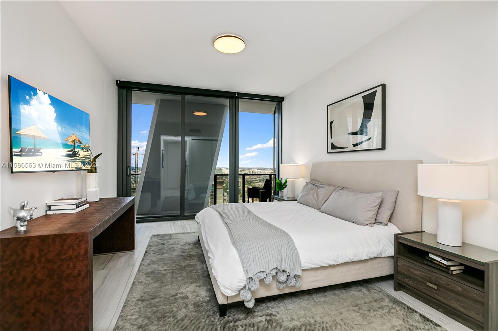 ONE THOUSAND MUSEUM CONDO - Residential