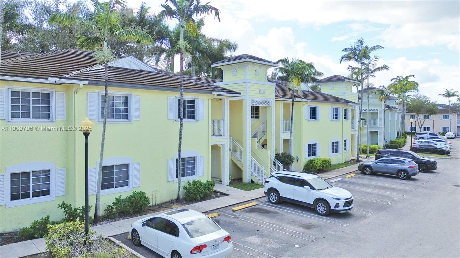 CARIBBEAN ISLES VILLAS CO - Residential