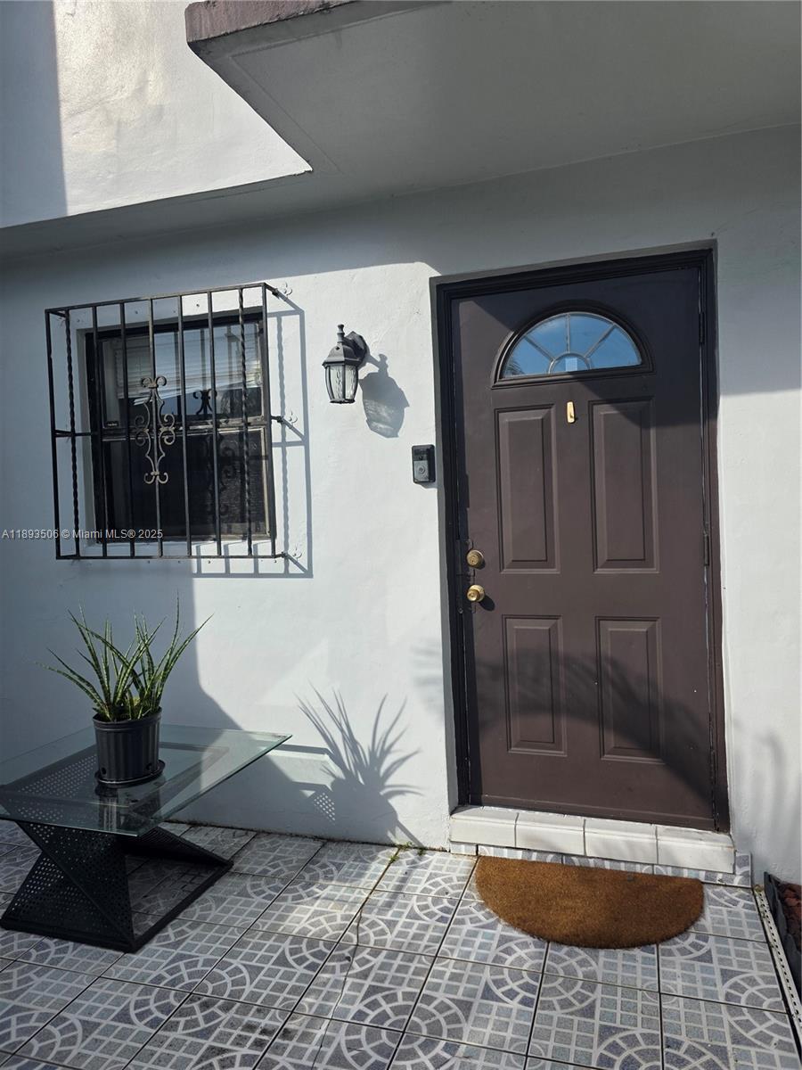 GARDENS AT KENDALE LAKES - Residential