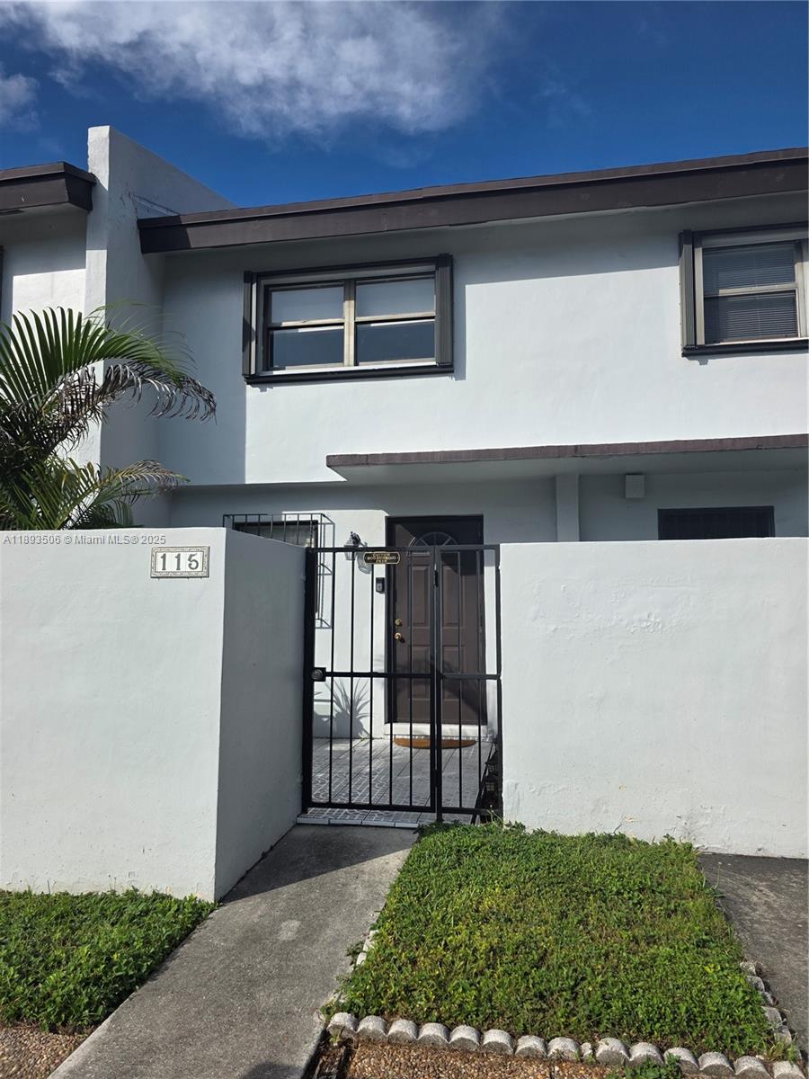 GARDENS AT KENDALE LAKES - Residential