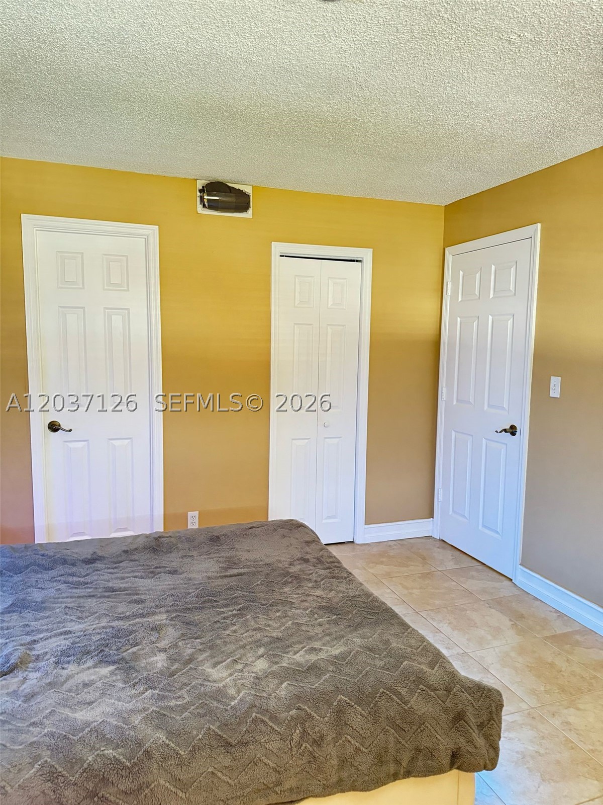 MOFFETT PLACE CONDO - Residential Lease