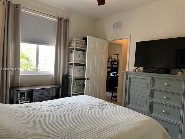 KENDALL BREEZE SOUTH - Residential