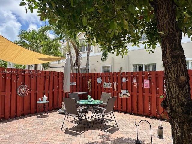 KENDALL BREEZE SOUTH - Residential