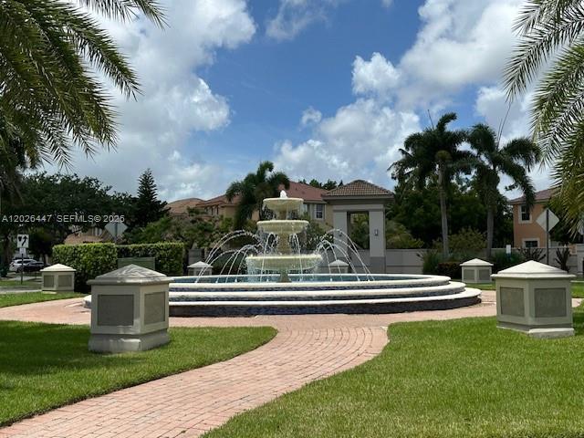KENDALL BREEZE SOUTH - Residential