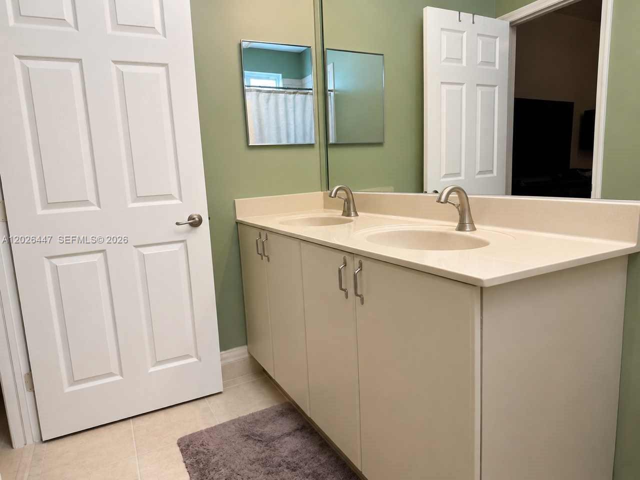 KENDALL BREEZE SOUTH - Residential