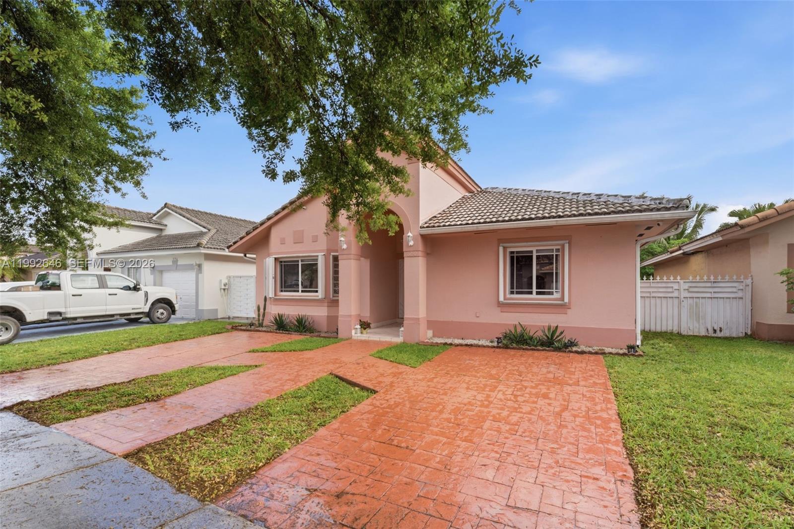 AVALON ESTATES - Residential