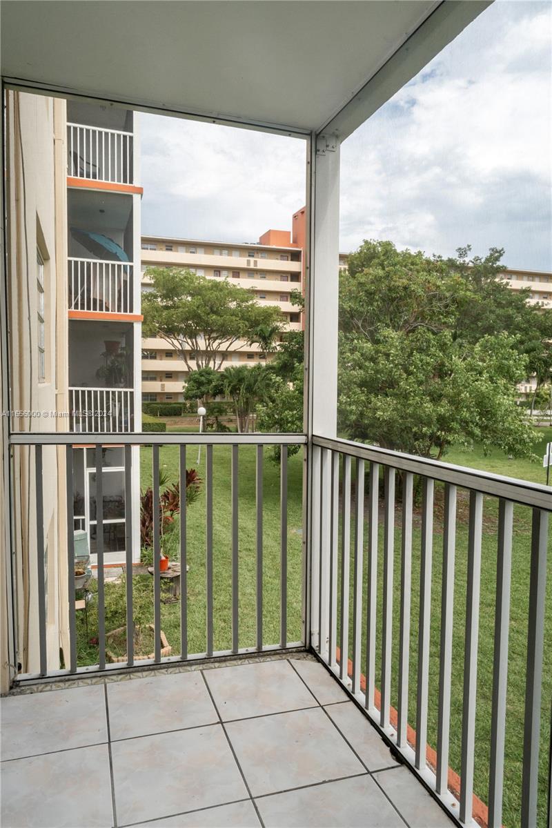 JADE WINDS GRP EASTER LIL - Residential