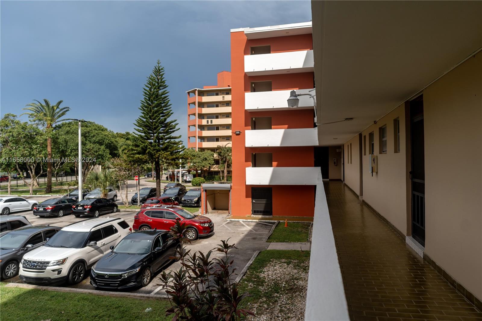 JADE WINDS GRP EASTER LIL - Residential