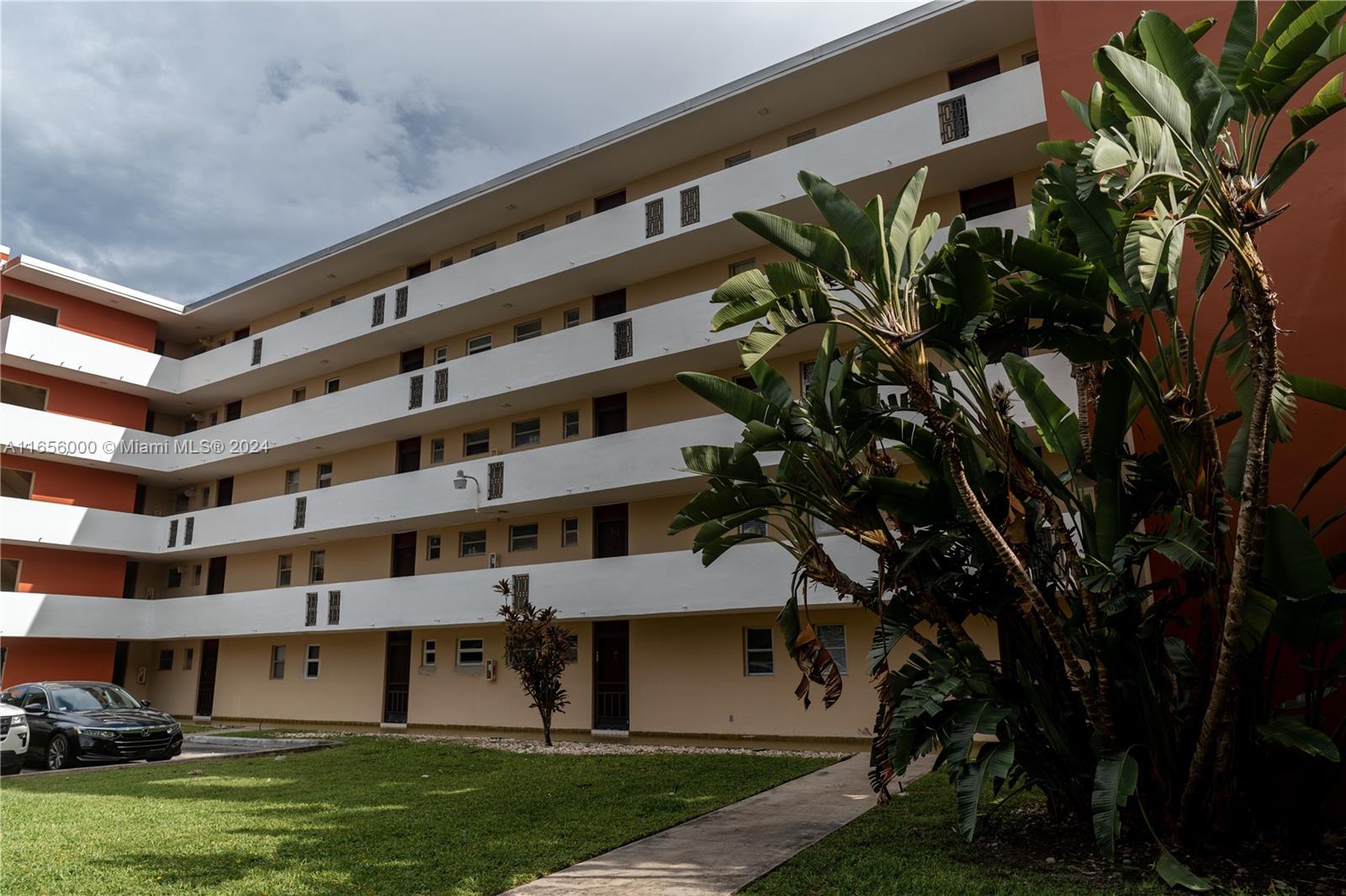 JADE WINDS GRP EASTER LIL - Residential