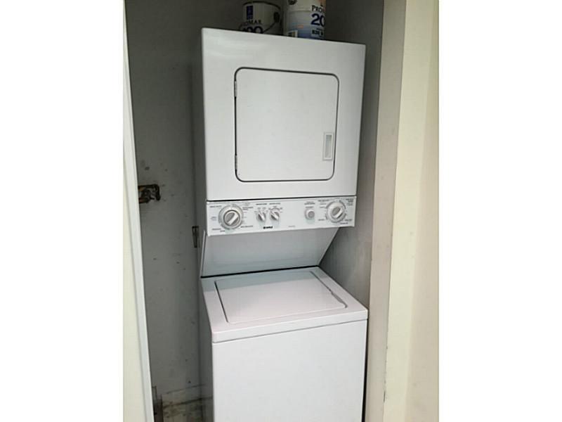 BUCKINGHAM EAST AT CENTUR - Residential Lease