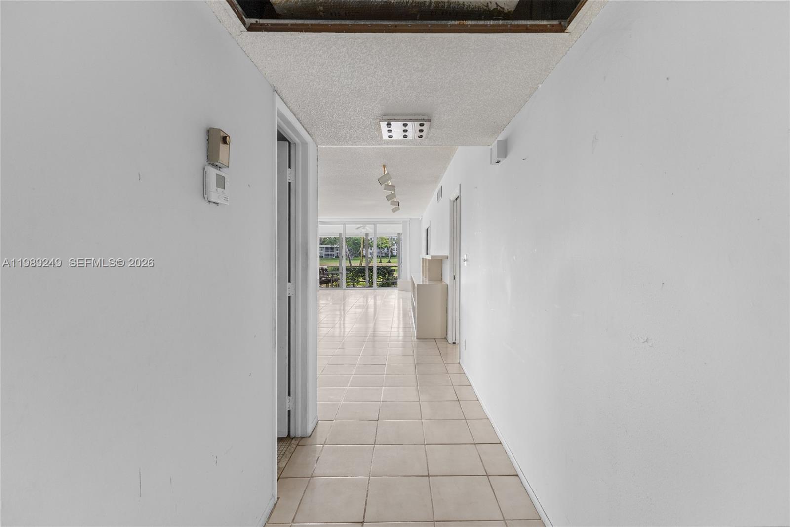 NO 124 PALM-AIRE COUNTRY - Residential