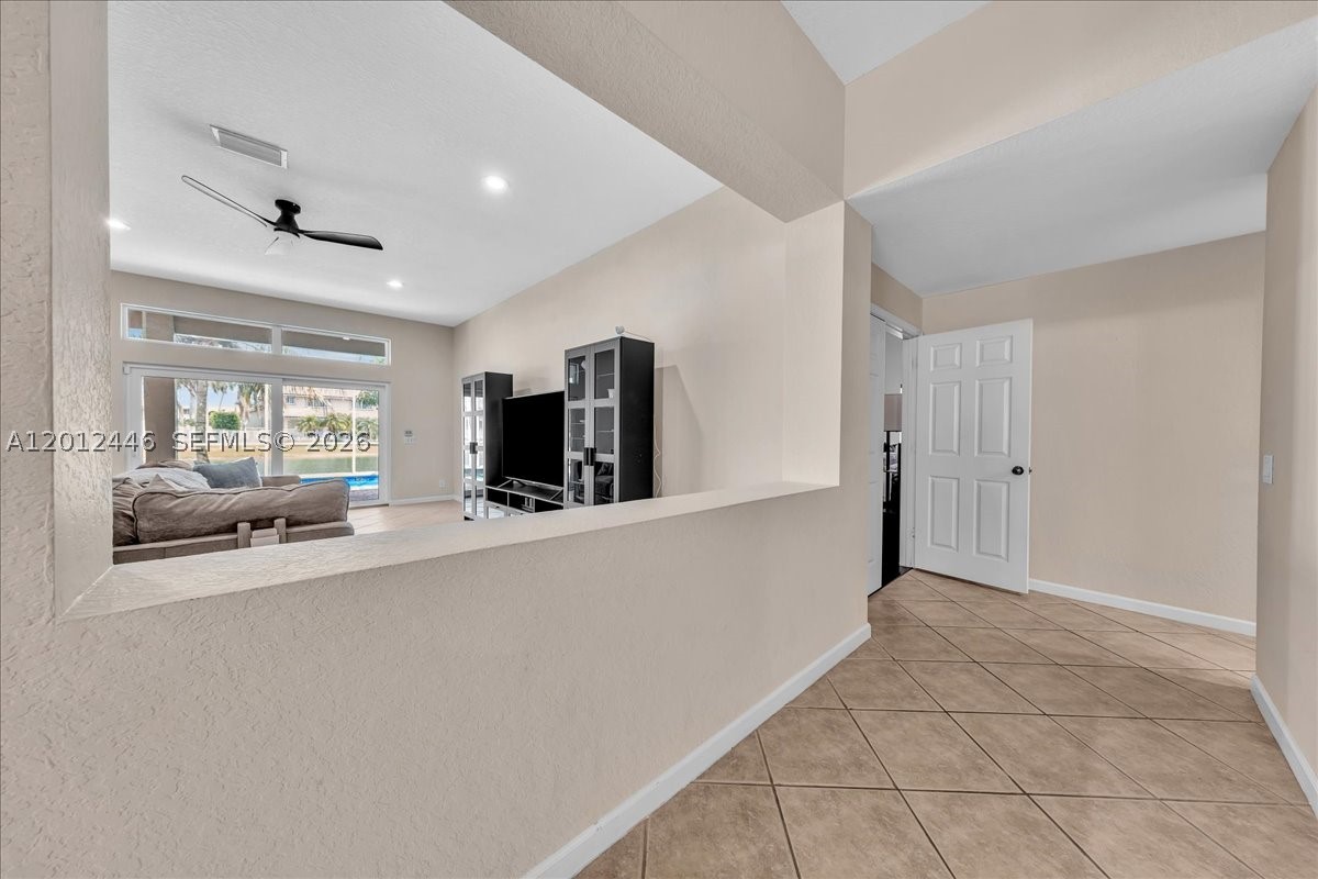 SECTOR 2-PARCELS 1 2 3 4 - Residential