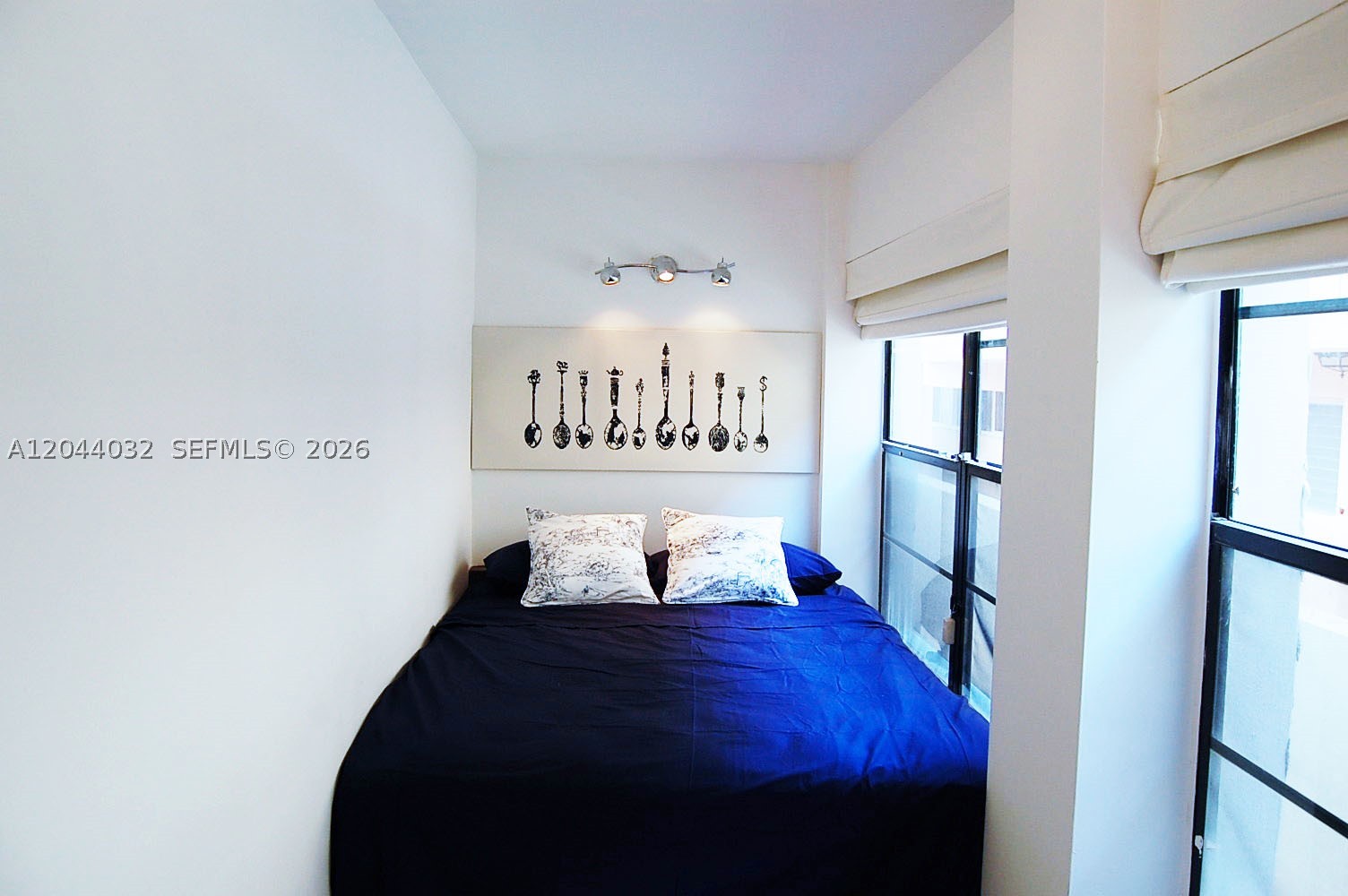 VENETIAN MANOR CONDO - Residential Lease