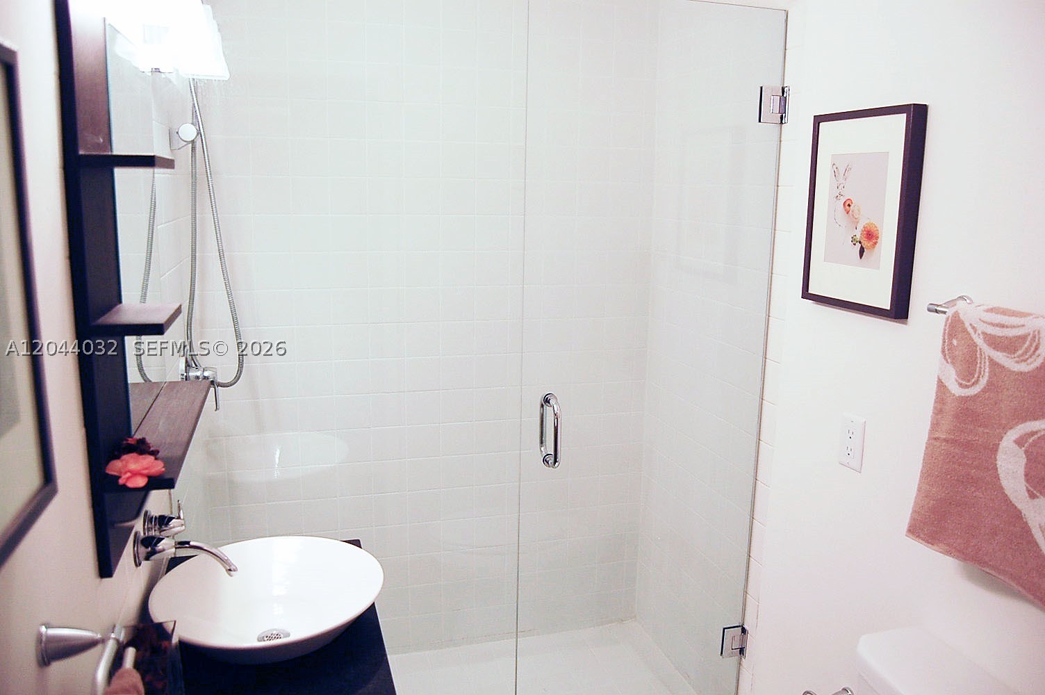 VENETIAN MANOR CONDO - Residential Lease