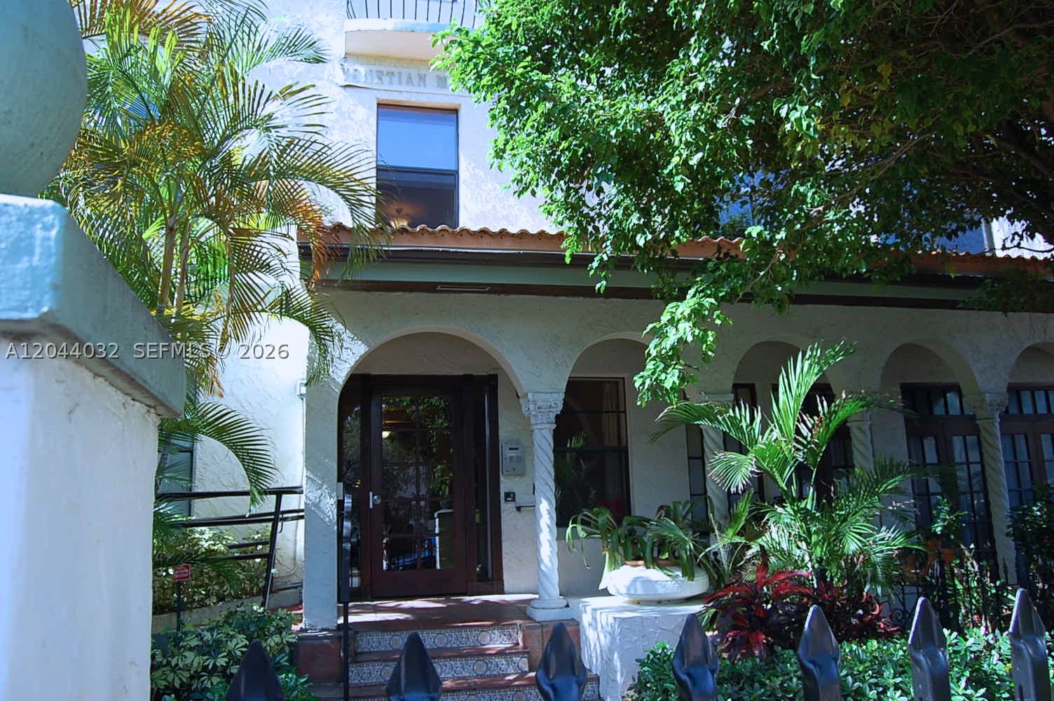 VENETIAN MANOR CONDO - Residential Lease