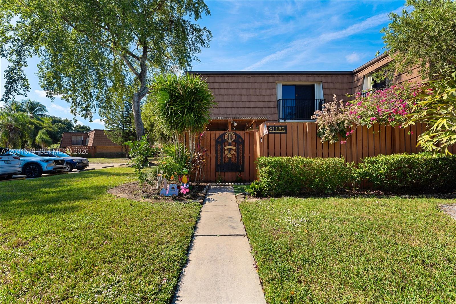 PINE ISLAND RIDGE SECTION - Residential