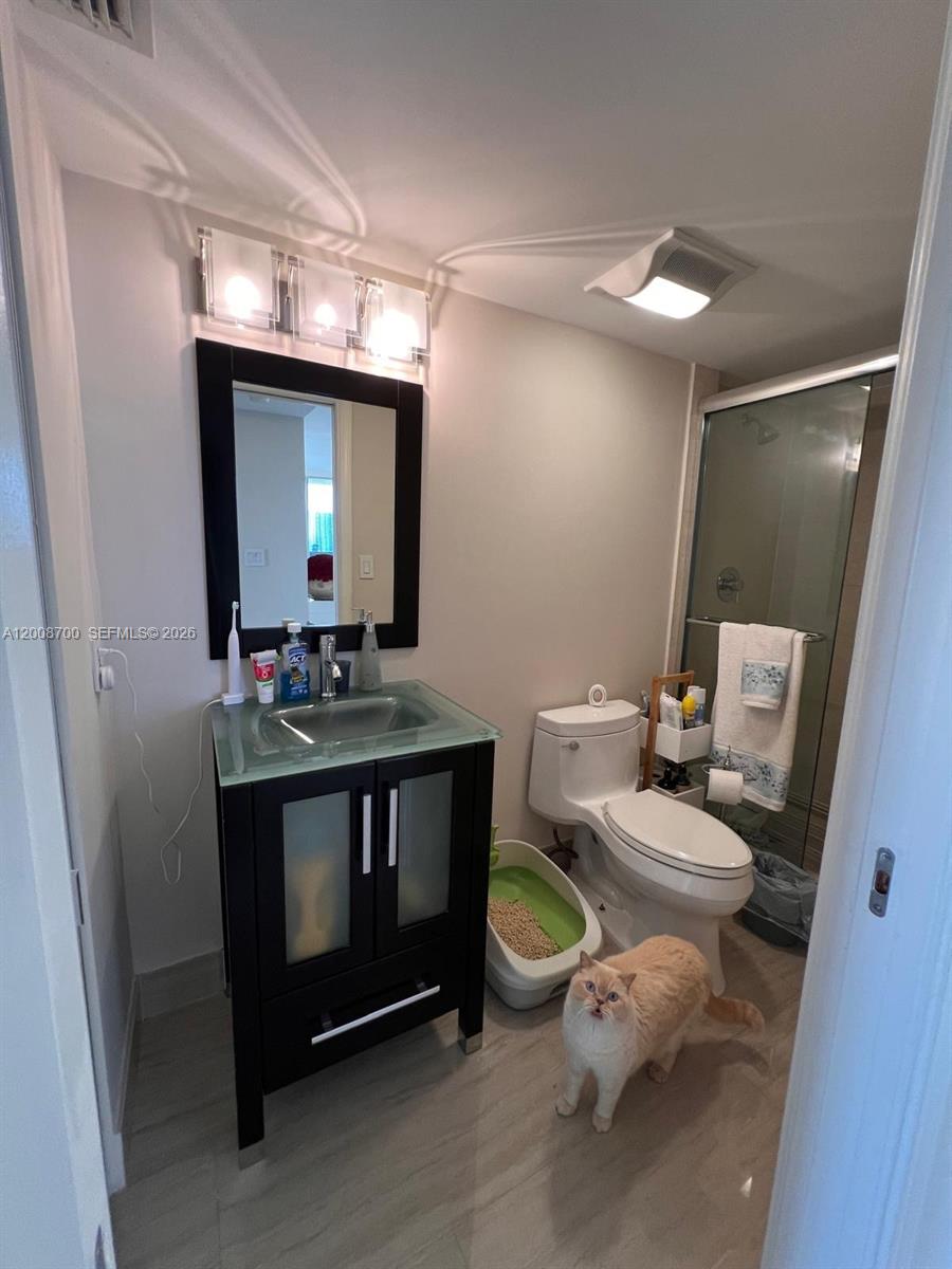 MYSTIC POINTE TOWER 500 C - Residential