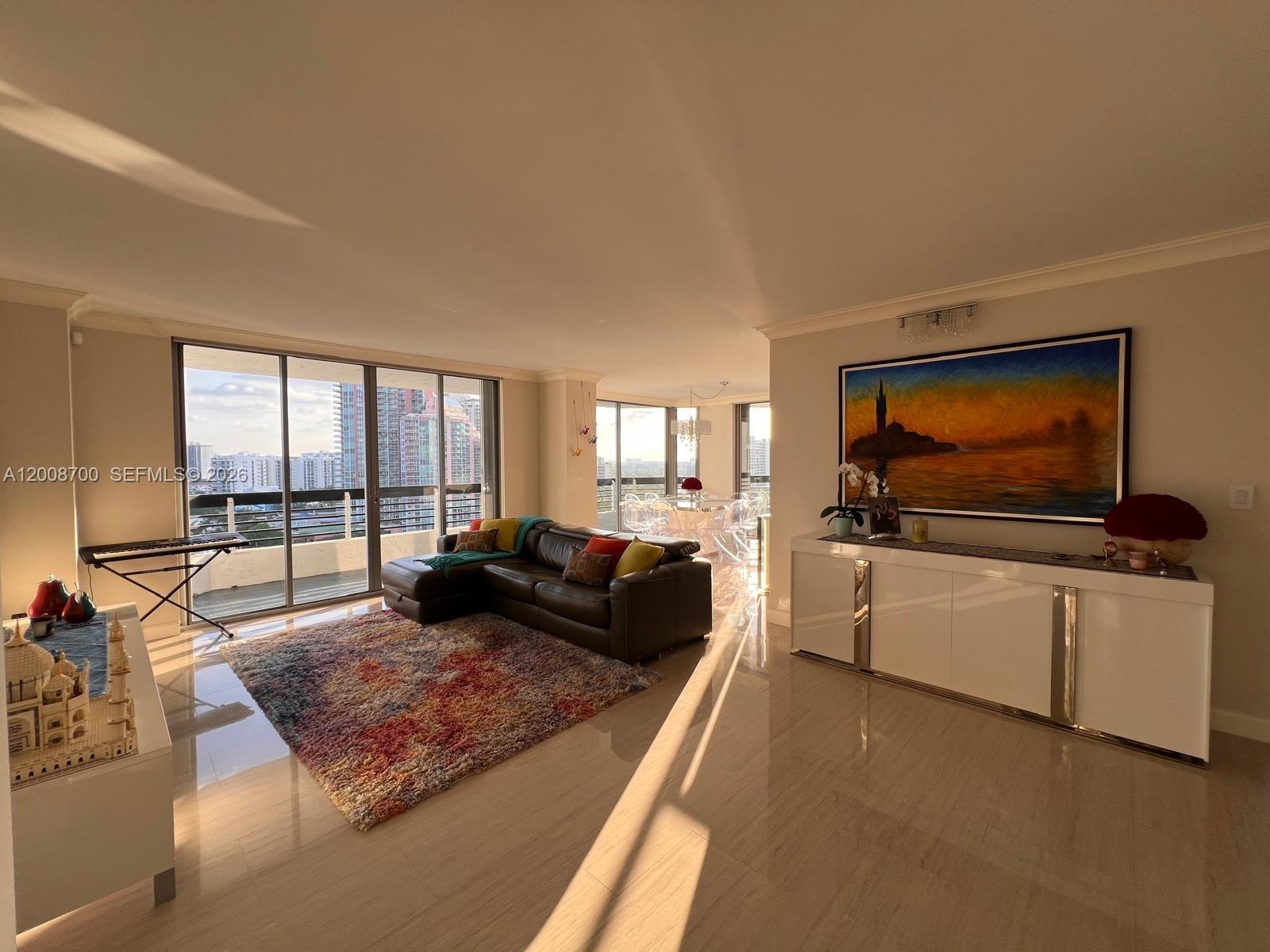 MYSTIC POINTE TOWER 500 C - Residential