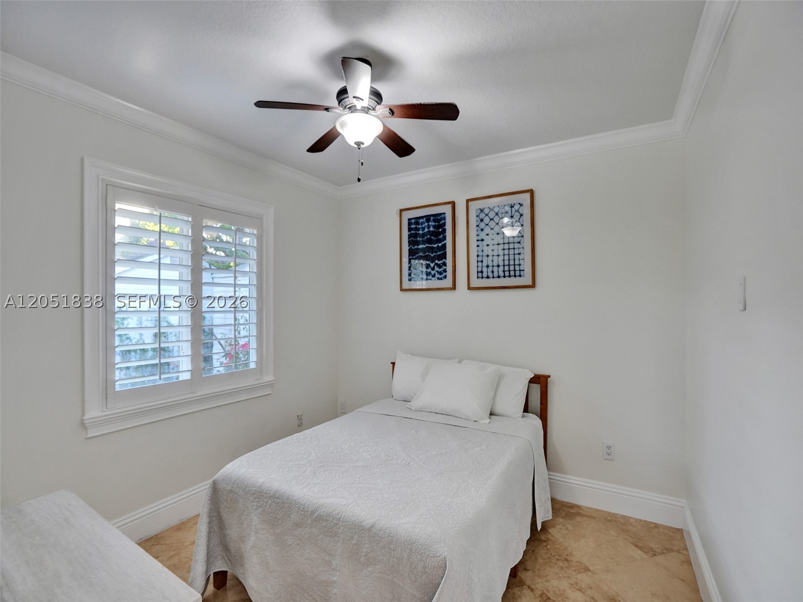 THE MANSIONS AT SUNSET 3R - Residential Lease