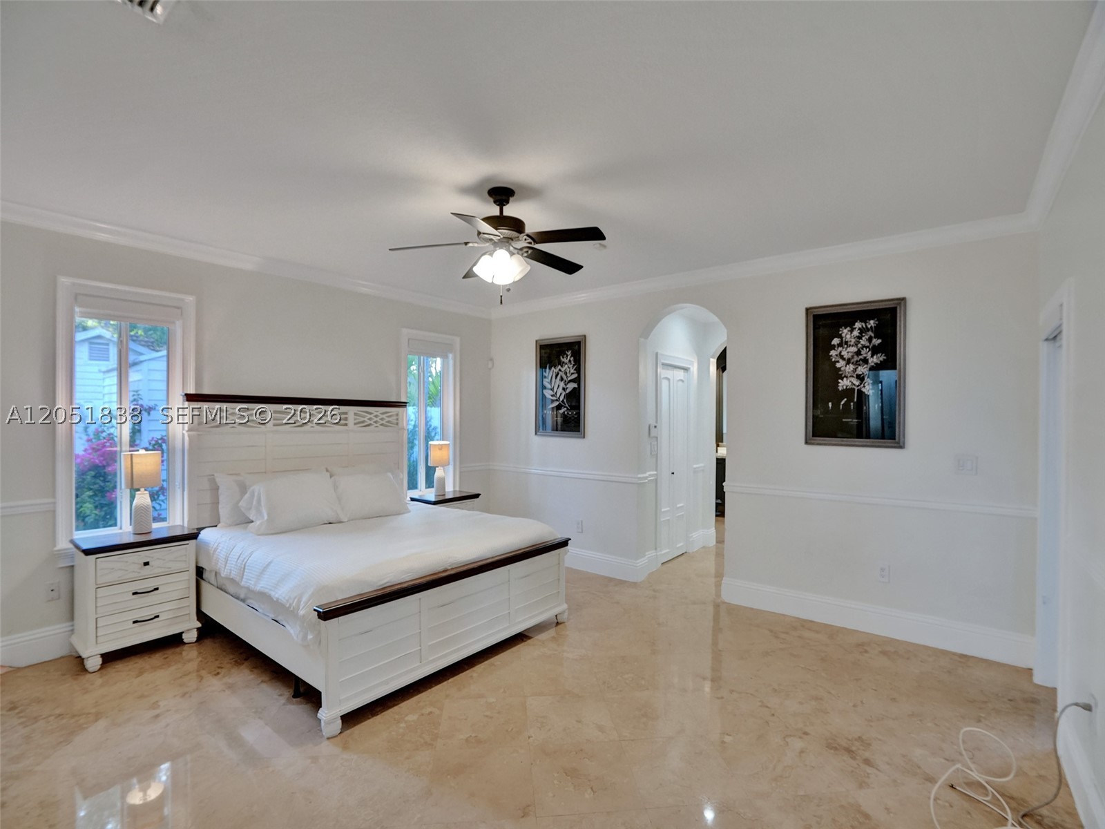 THE MANSIONS AT SUNSET 3R - Residential Lease