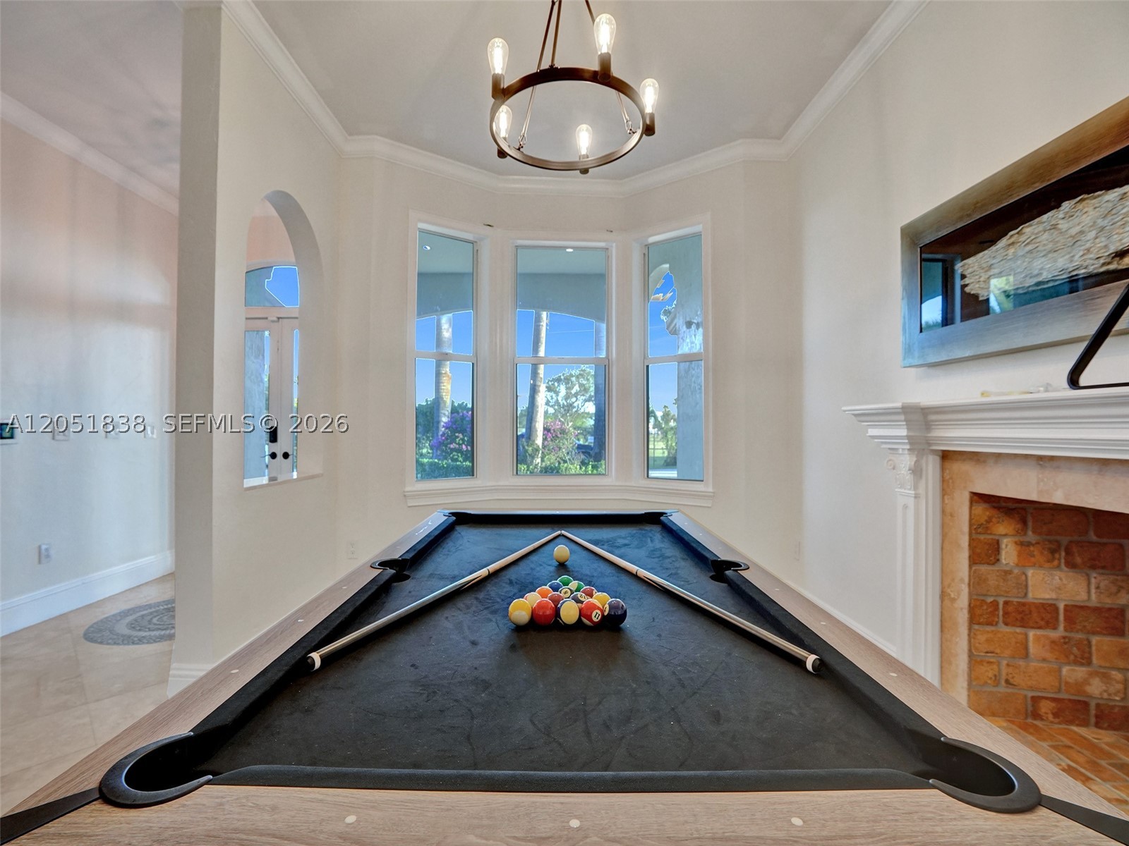 THE MANSIONS AT SUNSET 3R - Residential Lease