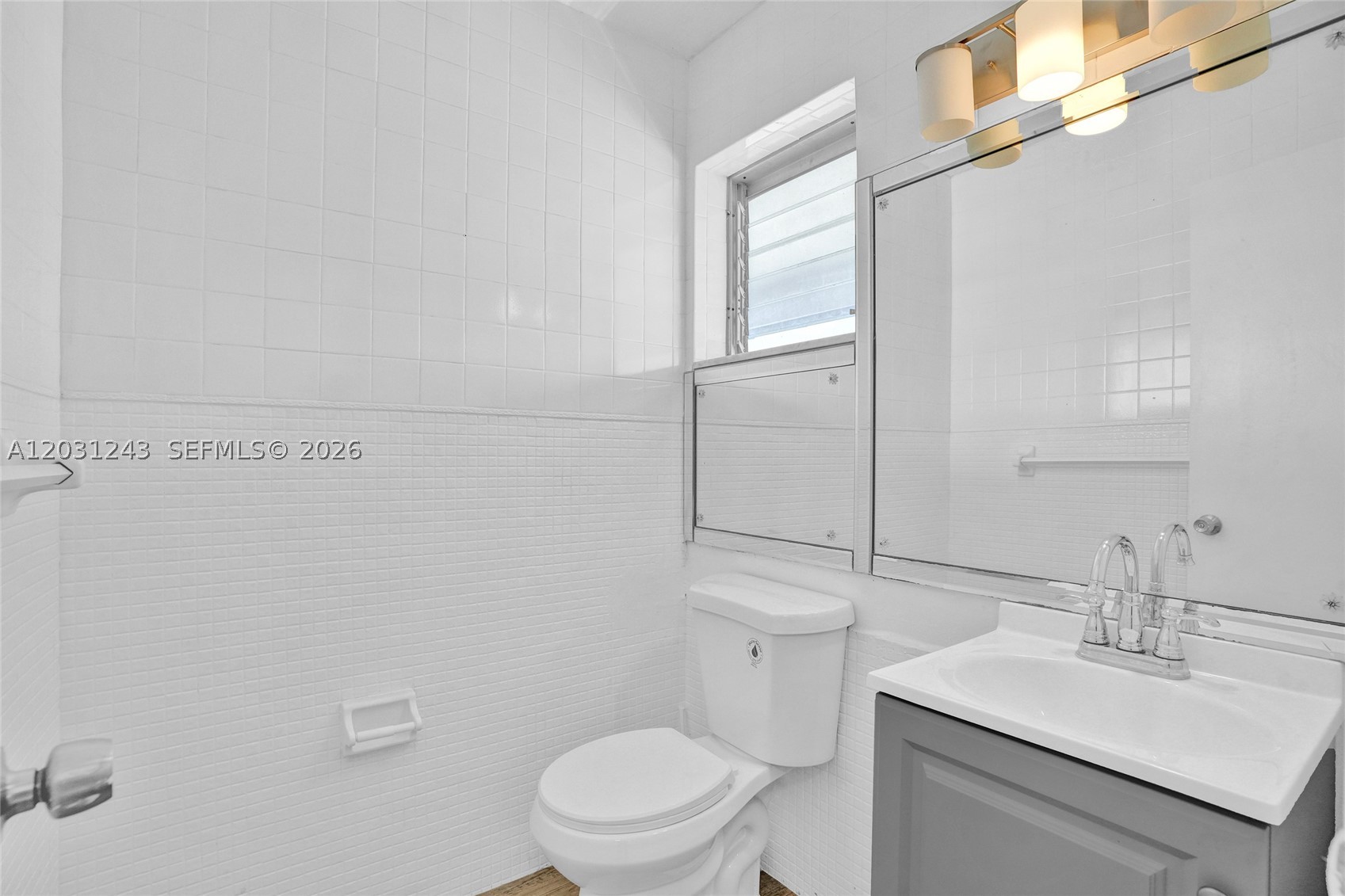 FOURTH HORIZONS CONDO - Residential