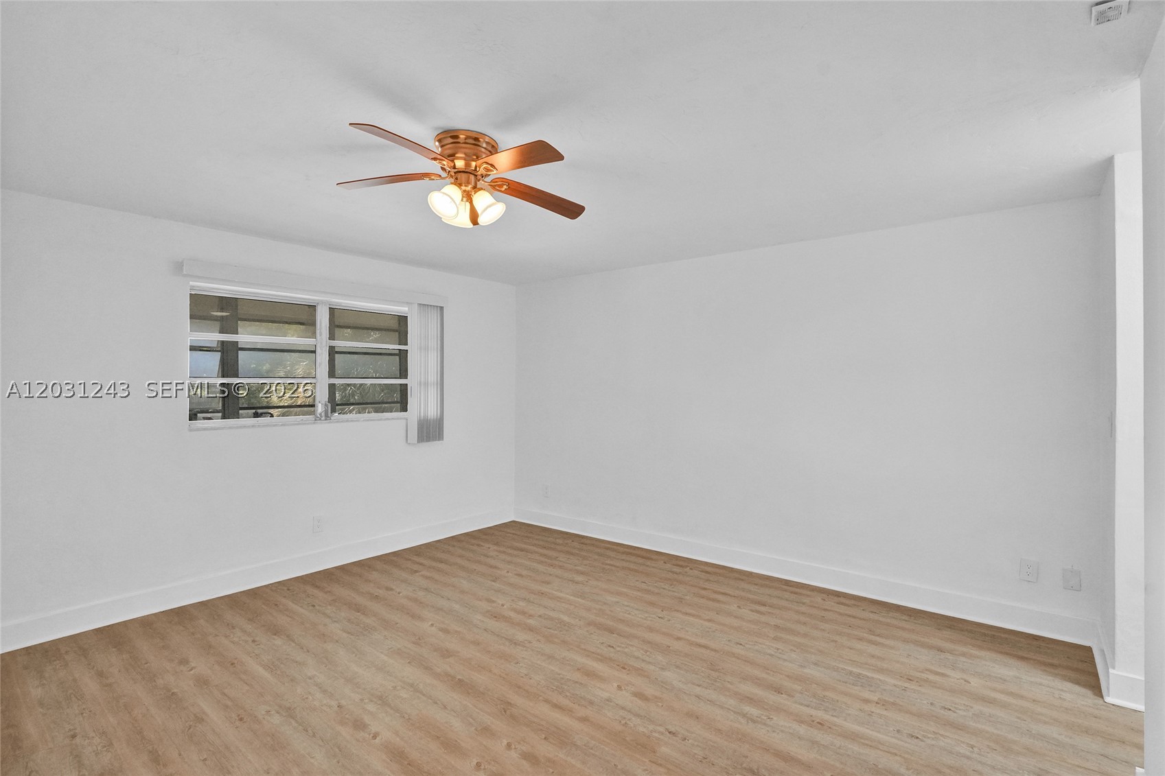 FOURTH HORIZONS CONDO - Residential