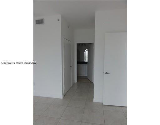 IVY CONDO - Residential Lease