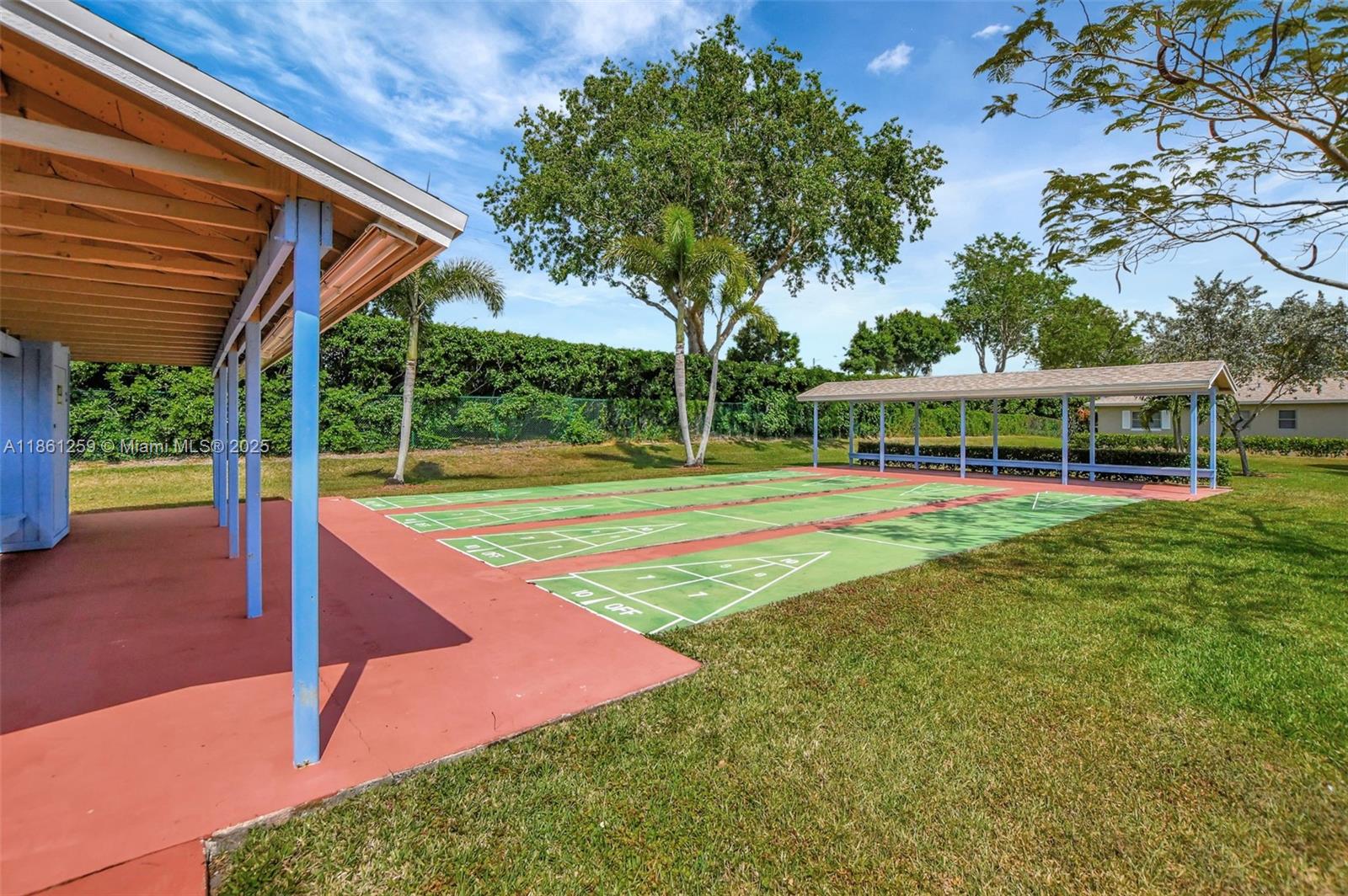 WHISPER WALK - Residential